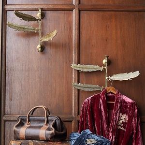 In Search Of PB Teen HP Quill Hooks.  DO NOT PURCHASE!